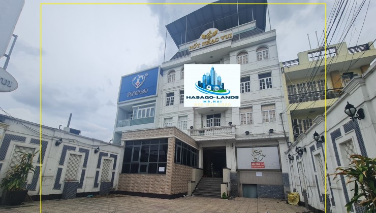 CỰC HIẾM- Cho thuê Tòa nhà mặt tiền Nguyễn Thị Tú 240m2, 4Lầu+ST-THANG MÁY
